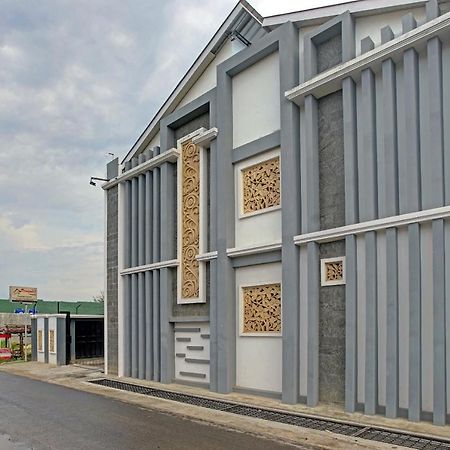 Oyo 90404 Pringombo Homestay 2 Syariah باندار لامبونغ المظهر الخارجي الصورة