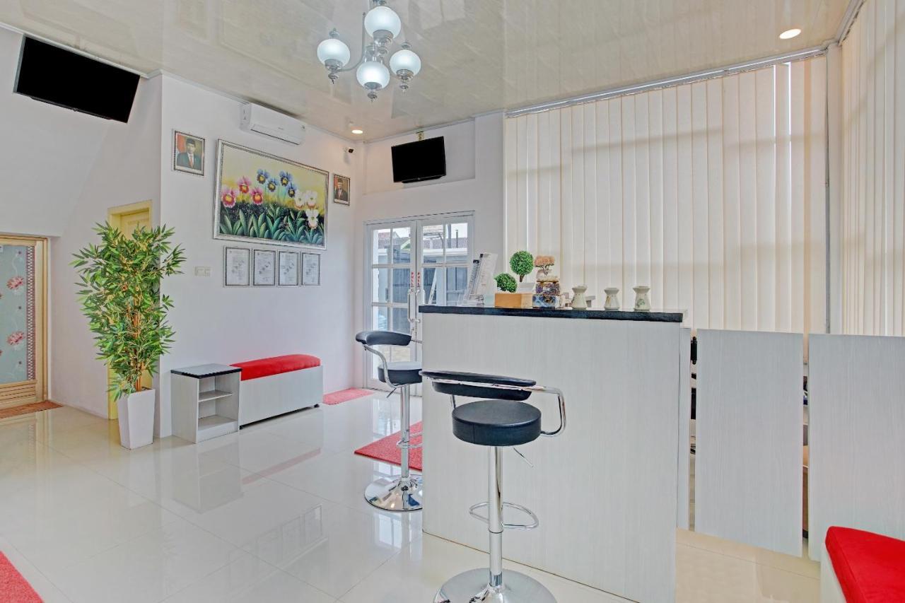 Oyo 90404 Pringombo Homestay 2 Syariah باندار لامبونغ المظهر الخارجي الصورة