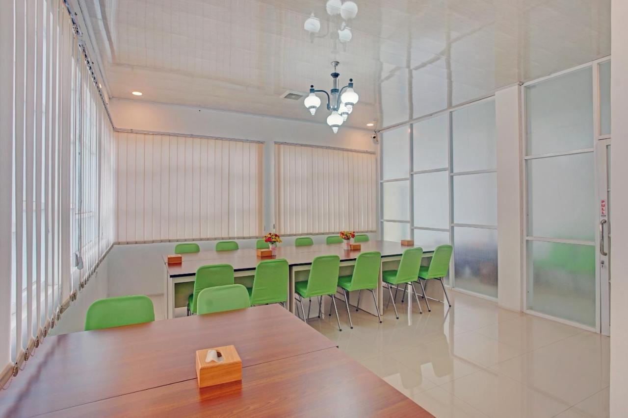 Oyo 90404 Pringombo Homestay 2 Syariah باندار لامبونغ المظهر الخارجي الصورة